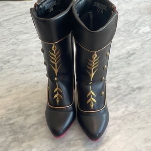 Disney Frozen Anna Boots